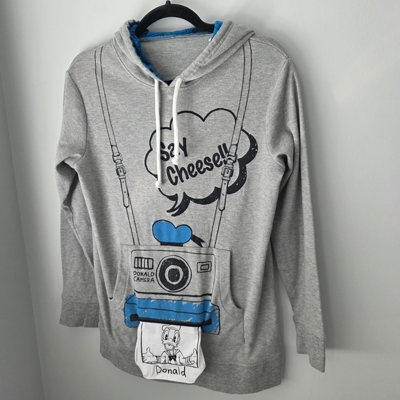 Disney Donald Duck Gray Hoodie Sz Small - Picture 13 of 13
